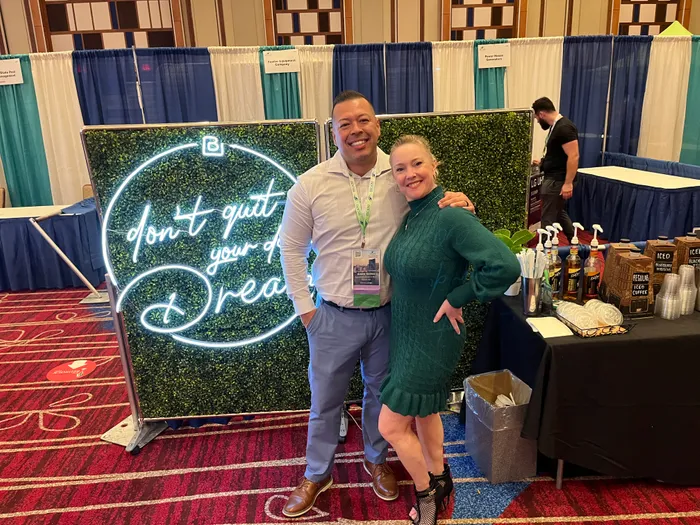 NeonSignsNow.co.uk - Artwork Neon Sign