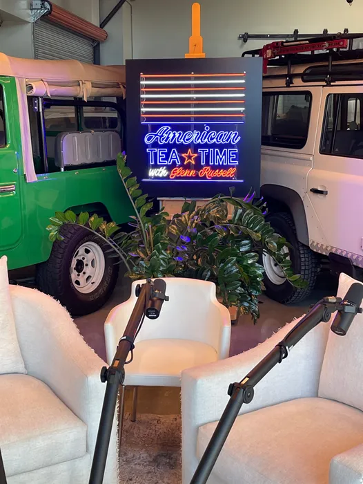 NeonSignsNow.co.uk - Artwork Neon Sign