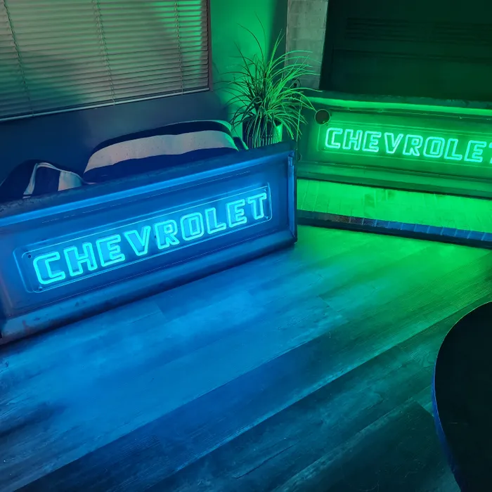 NeonSignsNow.co.uk - Artwork Neon Sign