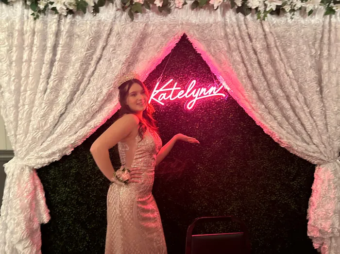 NeonSignsNow.co.uk - Custom Neon Sign