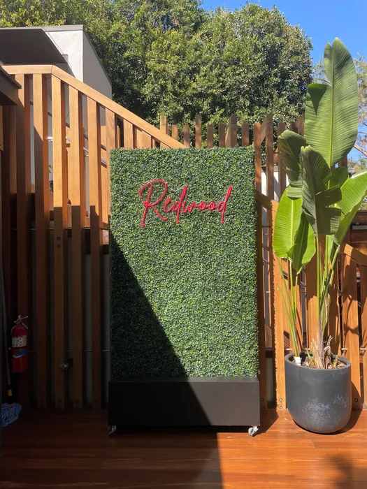 NeonSignsNow.co.uk - Custom Neon Sign