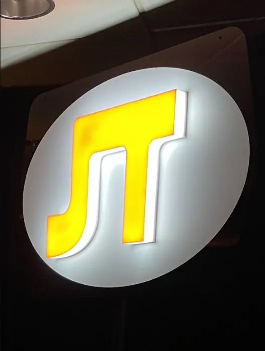 NeonSignsNow.co.uk - Sidelit Sign