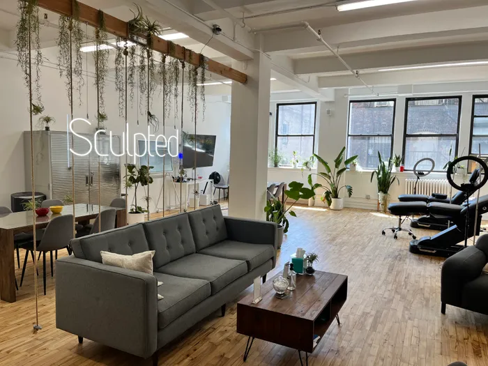 NeonSignsNow.co.uk - Artwork Neon Sign