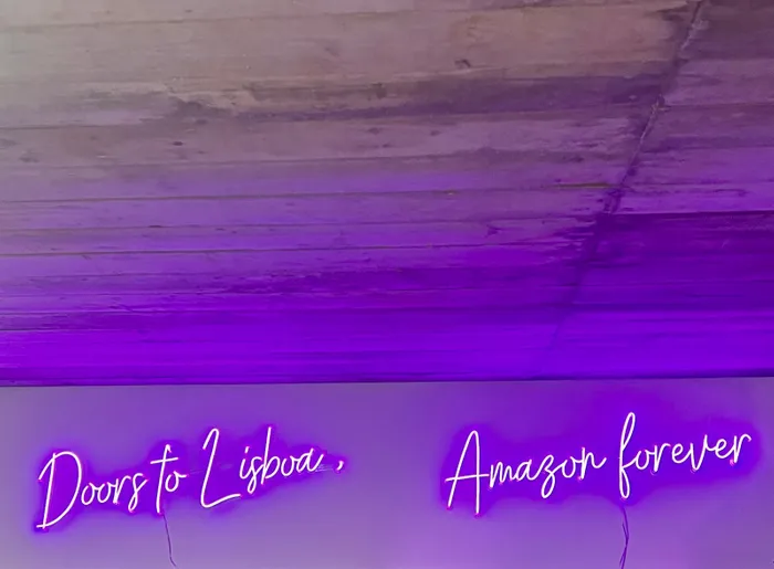 NeonSignsNow.co.uk - Custom Neon Sign