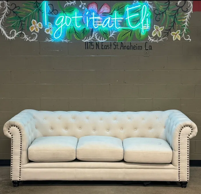 NeonSignsNow.co.uk - Custom Neon Sign