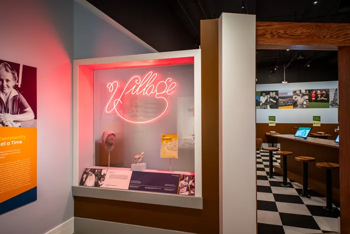 NeonSignsNow.co.uk - Artwork Neon Sign