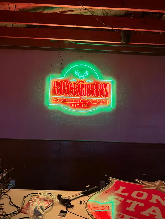 NeonSignsNow.co.uk - Artwork Neon Sign